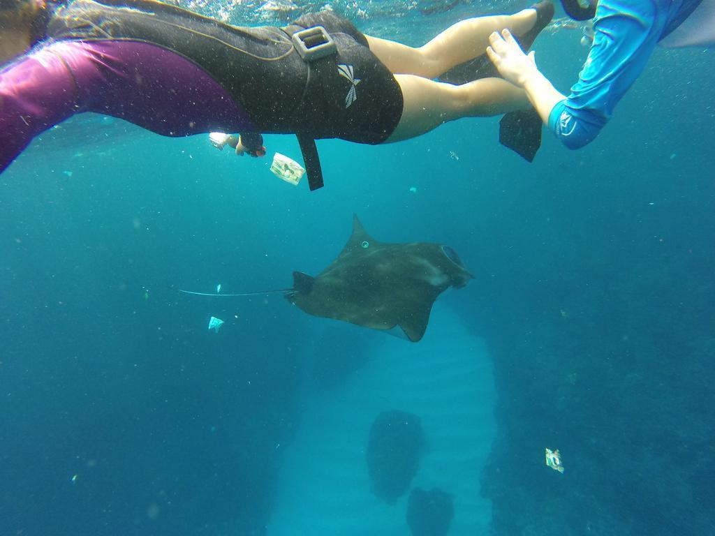 Full Moon Hostel Nusa Penida Dış mekan fotoğraf