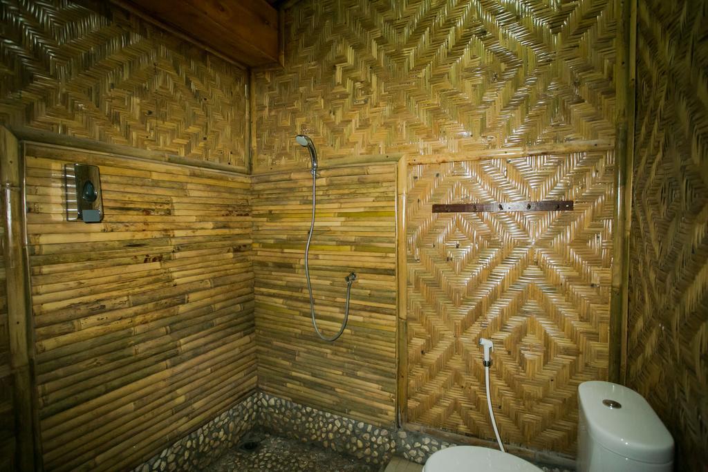 Full Moon Hostel Nusa Penida Dış mekan fotoğraf