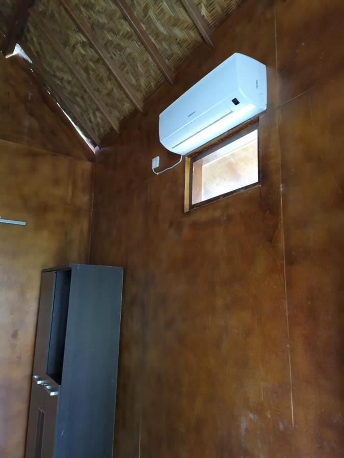 Full Moon Hostel Nusa Penida Dış mekan fotoğraf